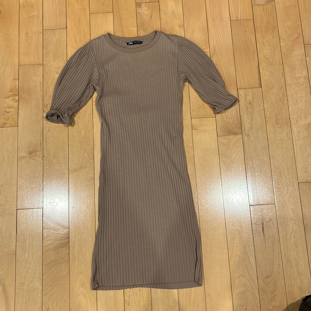 Women’s Zara mini dress